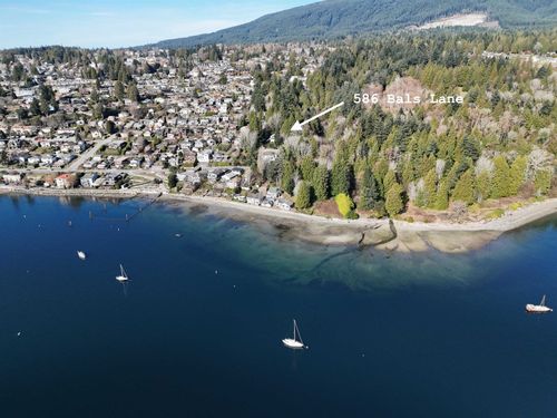586 Bals Lane, Gibsons, BC, V0N1V9 | Card Image