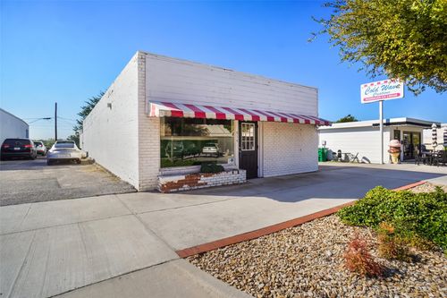 914 Halsell St, Bridgeport, TX, 76426-3028 | Card Image