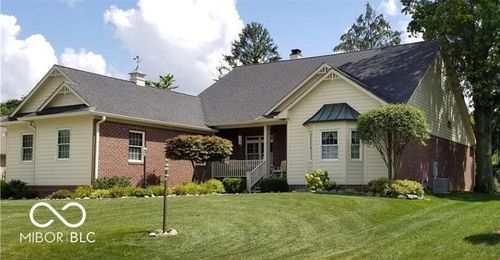 353 Creekbend Ln, Indianapolis, IN, 46217-2720 | Card Image