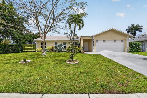 1262 Essex Dr, Wellington, FL, 33414-5608 | Card Image