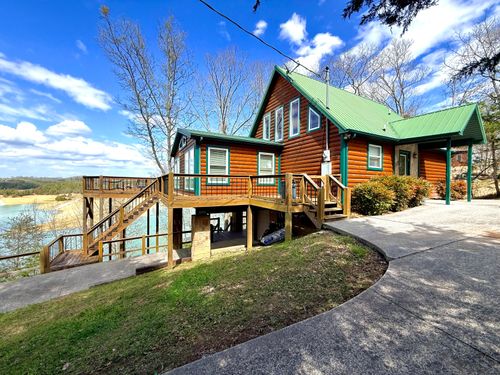 1994 Chapel Rd, Sevierville, TN, 37876-4704 | Card Image