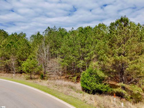970 Eagles Harbor Dr, Hodges, SC, 29653-9094 | Card Image