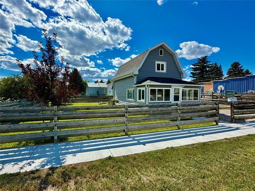 636 E Glendale St, Dillon, MT, 59725-3122 | Card Image