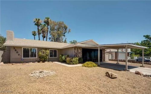 3904 Stormcrest Dr, Las Vegas, NV, 89107-4366 | Card Image