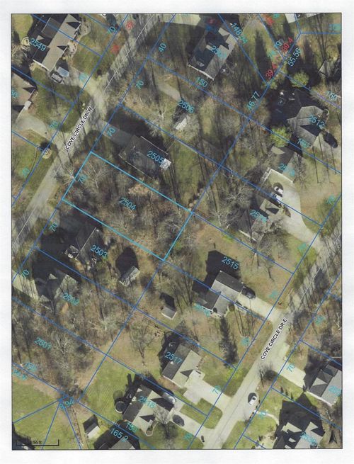 2504 Cove Cir W, Lawrenceburg, IN, 47025 | Card Image