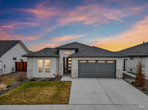 121 S Ziklag Ave, Kuna, ID, 83634-1018 | Card Image