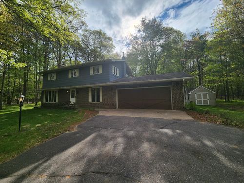 8603 Woodland Dr, Minocqua, WI, 54548-9357 | Card Image
