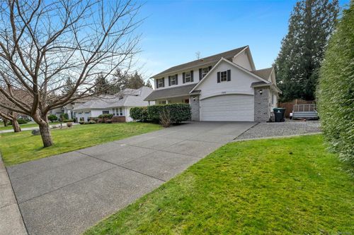 1585 Eton Rd, Comox, BC, V9M3Y3 | Card Image