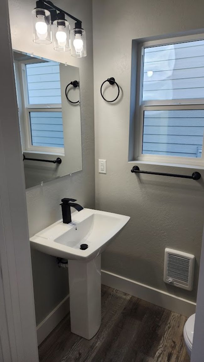 545 Main St, House other with 2 bedrooms, 2 bathrooms and null parking in Victor MT | Image 16