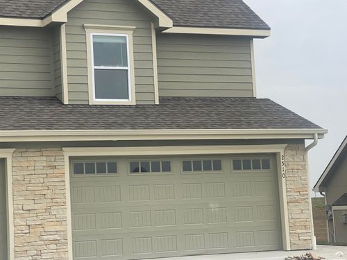 2510 Marcia Ln, Lawrence, KS, 66046-5507 | Card Image