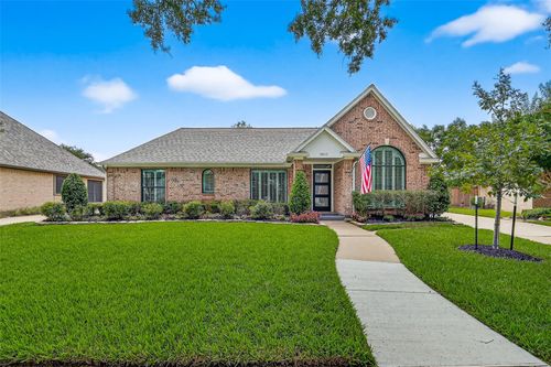 3823 W Wisteria Cir, Sugar Land, TX, 77479-2812 | Card Image