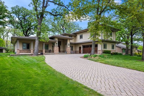 23W212 Blackcherry Ln, Glen Ellyn, IL, 60137-7267 | Card Image