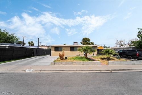 4630 Gabriel Dr, Las Vegas, NV, 89121-6910 | Card Image