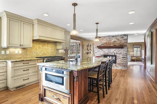 948 Timber Ridge Drive, Oregon, WI, 53575 | Card Image