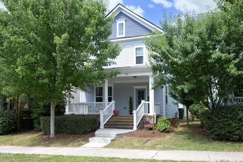 428 Claremont Dr, Chapel Hill, NC, 27516-4693 | Card Image