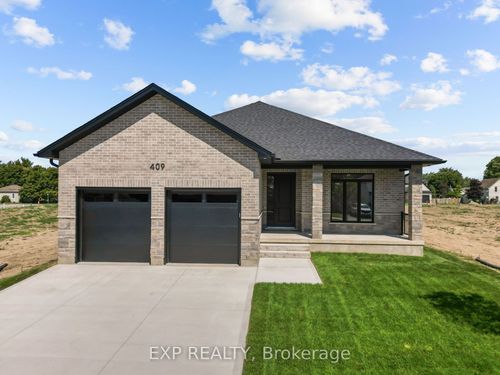 409 Ontario St, Watford, ON, N0M2S0 | Card Image