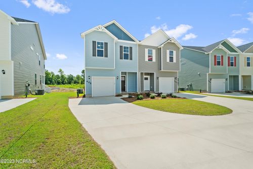 405 Blockade Shoal Ln, Jacksonville, NC, 28546-0165 | Card Image