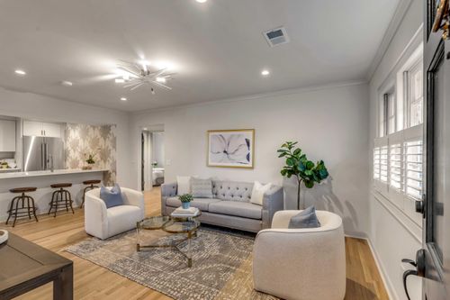 apt-f-7 Logan St, Charleston, SC, 29401-2468 | Card Image