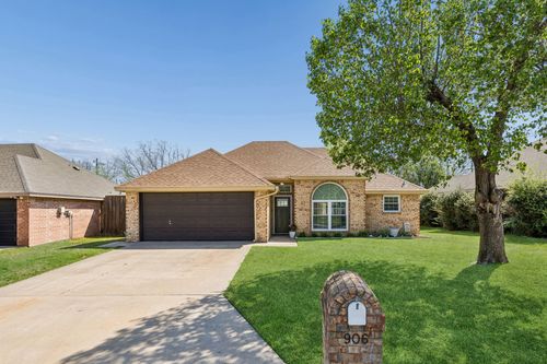 906 Bayfield Dr, Denton, TX, 76209-3571 | Card Image