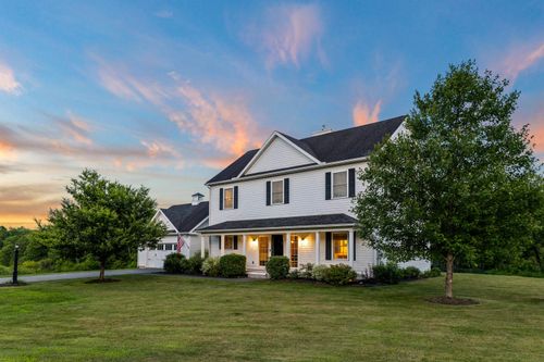 4 Black Bear Rd, West Lebanon, NH, 03784-1138 | Card Image