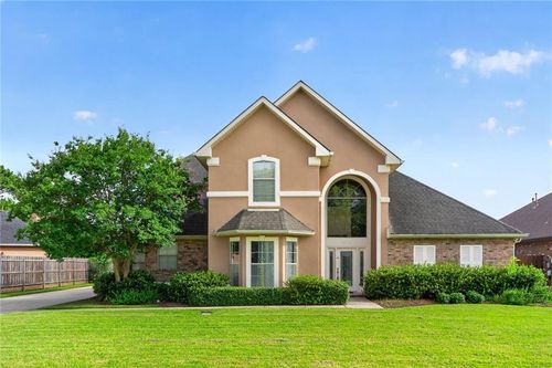 3319 Turnberry Ln, Harvey, LA, 70058-7482 | Card Image