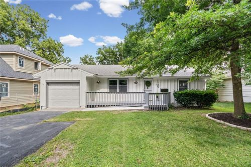 7809 Rosewood Drive, Prairie Village, KS, 66208 | Card Image