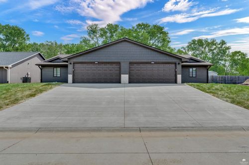 500 Shady Oak Dr, Saint George, KS, 66535-9841 | Card Image