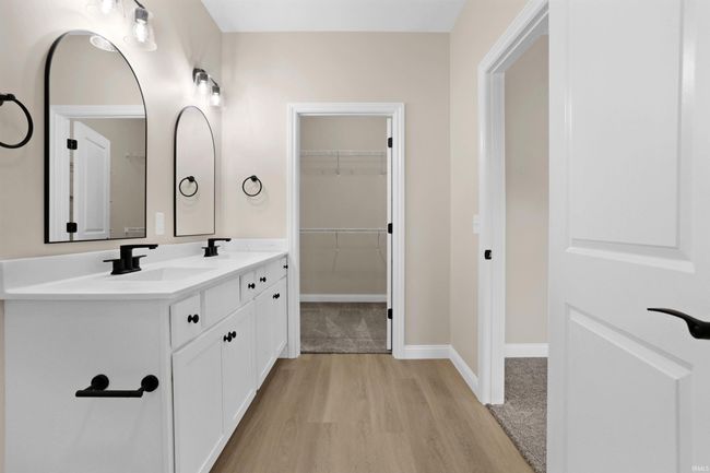 SUITE-1 - 1627 Theo Drive, Condo with 3 bedrooms, 2 bathrooms and null parking in Evansville IN | Image 18