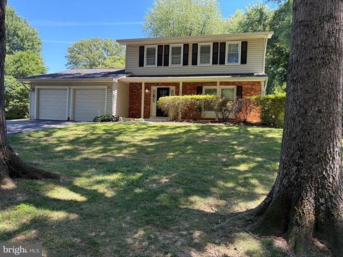 9827 Rand Dr, BURKE, VA, 22015-3800 | Card Image