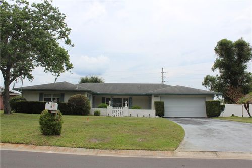 2324 Haley Ct, KISSIMMEE, FL, 34741-2117 | Card Image