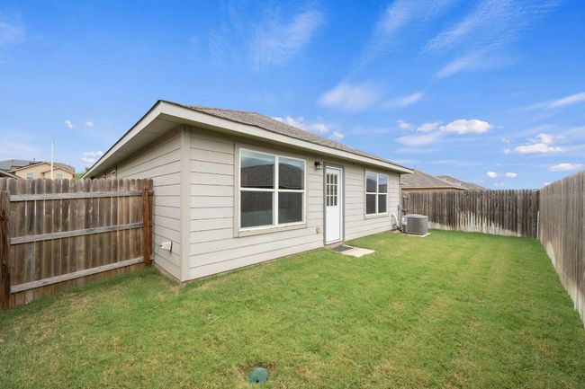 3305 Tilmon Ln, House other with 3 bedrooms, 2 bathrooms and 4 parking in Austin TX | Image 17