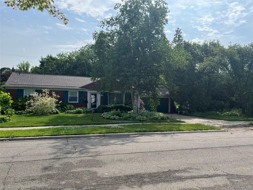 1020 Somerset Ave, Grosse Pointe Park, MI, 48230-1334 | Card Image