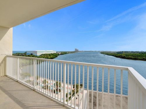 906-300 Bayview Dr, Sunny Isles Beach, FL, 33160-4745 | Card Image