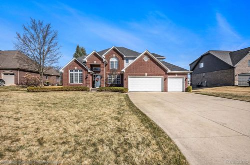 1615 Royal Birkdale Dr, Oxford, MI, 48371-5843 | Card Image
