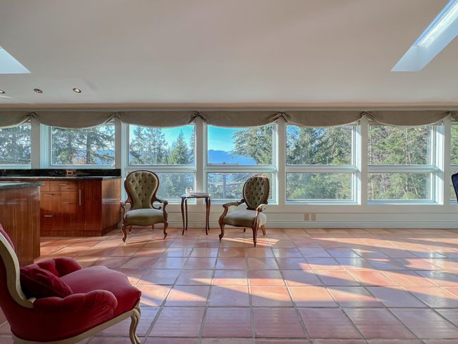 15 Oceanview Road, House other with 4 bedrooms, 2 bathrooms and 5 parking in West Vancouver BC | Image 13