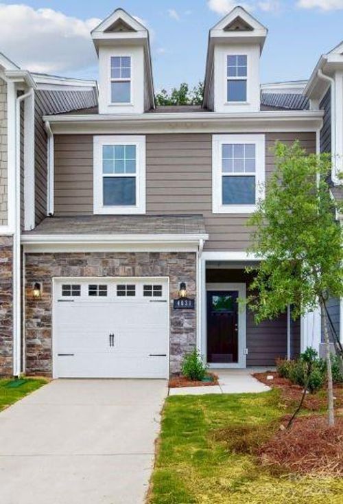 4031 Lawnview Dr, Charlotte, NC, 28269-0650 | Card Image