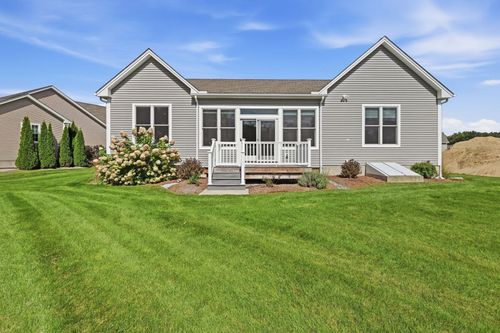 16-16 Ribbon Grass Ln, East Longmeadow, MA, 01028 | Card Image