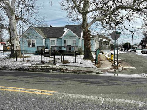 818 N Main St Street, Pleasantville, NJ, 08232 | Card Image