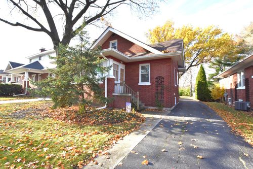 534 S Oakland Ave, Villa Park, IL, 60181-2767 | Card Image