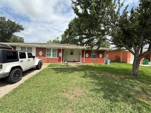 1421 Richard St, Mesquite, TX, 75149-1436 | Card Image