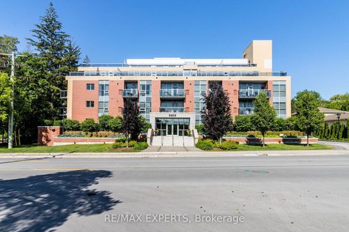211-8302 Islington Ave, Woodbridge, ON, L4L0E6 | Card Image