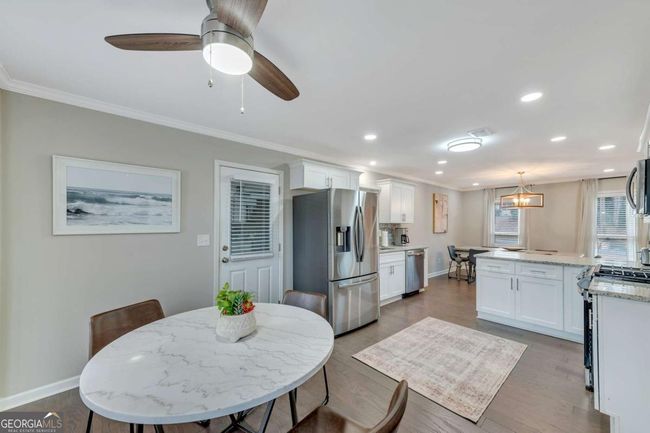 6805 Wright Rd, House other with 4 bedrooms, 4 bathrooms and 6 parking in Sandy Springs GA | Image 23