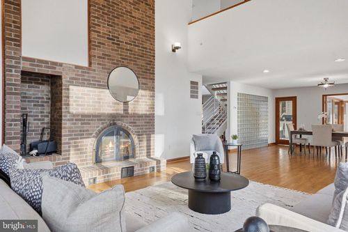 8095 Plowden Dr, LA PLATA, MD, 20646-5659 | Card Image