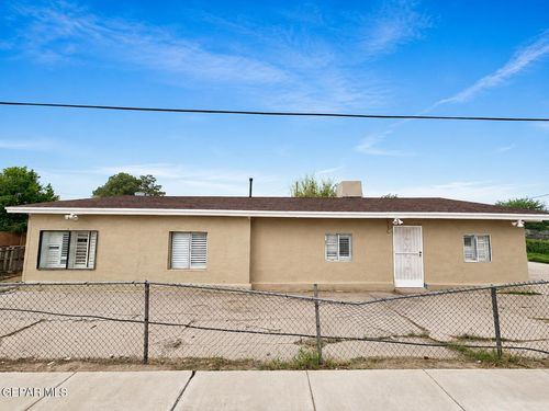 305 Mccune Rd, El Paso, TX, 79915-3315 | Card Image