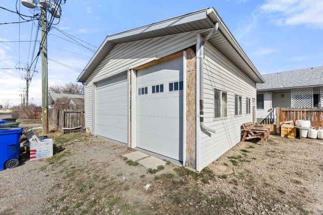 4521 Shannon Drive, Home with 2 bedrooms, 1 bathrooms and 6 parking in Olds AB | Image 29