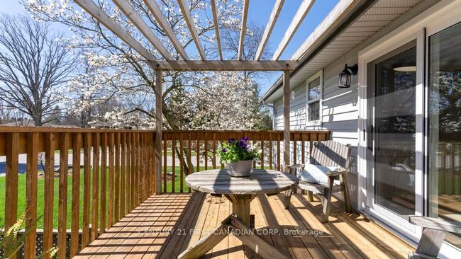 2344 Bentim Rd, House other with 3 bedrooms, 2 bathrooms and 4 parking in Mount Brydges ON | Image 35