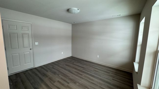 29977 Center St, Condo with 2 bedrooms, 3 bathrooms and null parking in New Hudson MI | Image 4