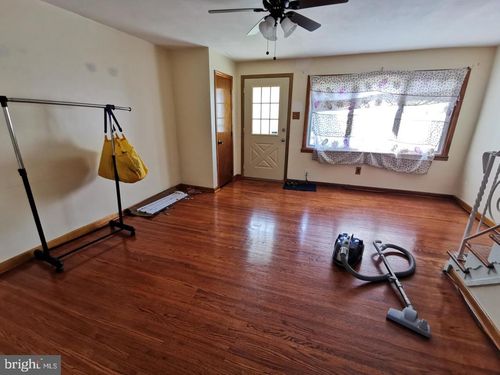 7231 Eastwood St, PHILADELPHIA, PA, 19149-1208 | Card Image