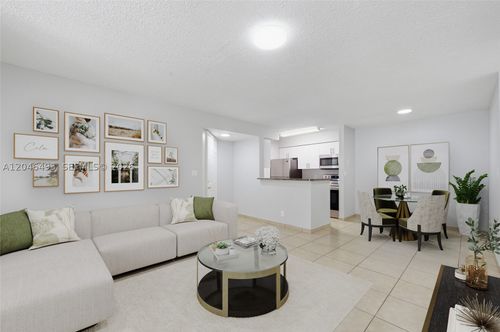 4104-2846 S University Dr, Davie, FL, 33328-1483 | Card Image