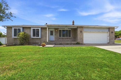 2183 W Gregory Ave, Riverton, UT, 84065-7078 | Card Image